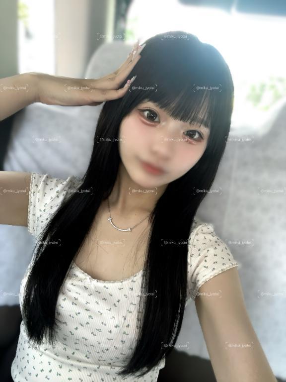女の子画像