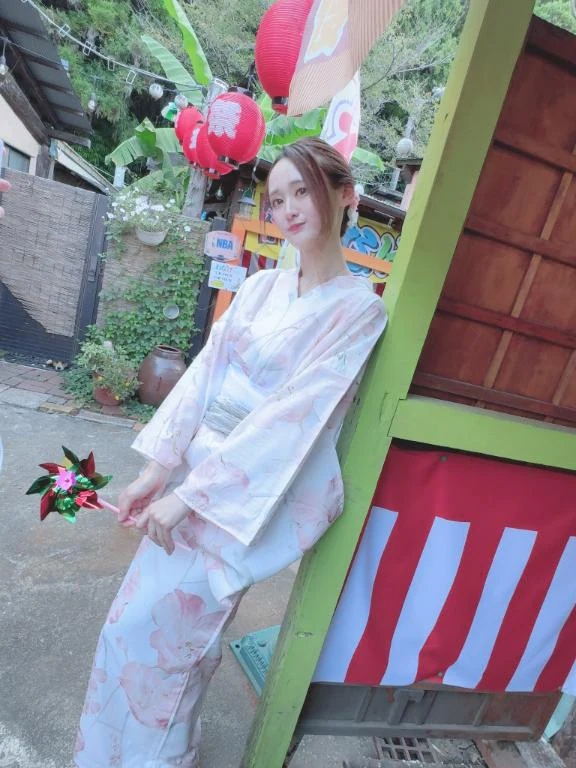 女の子画像